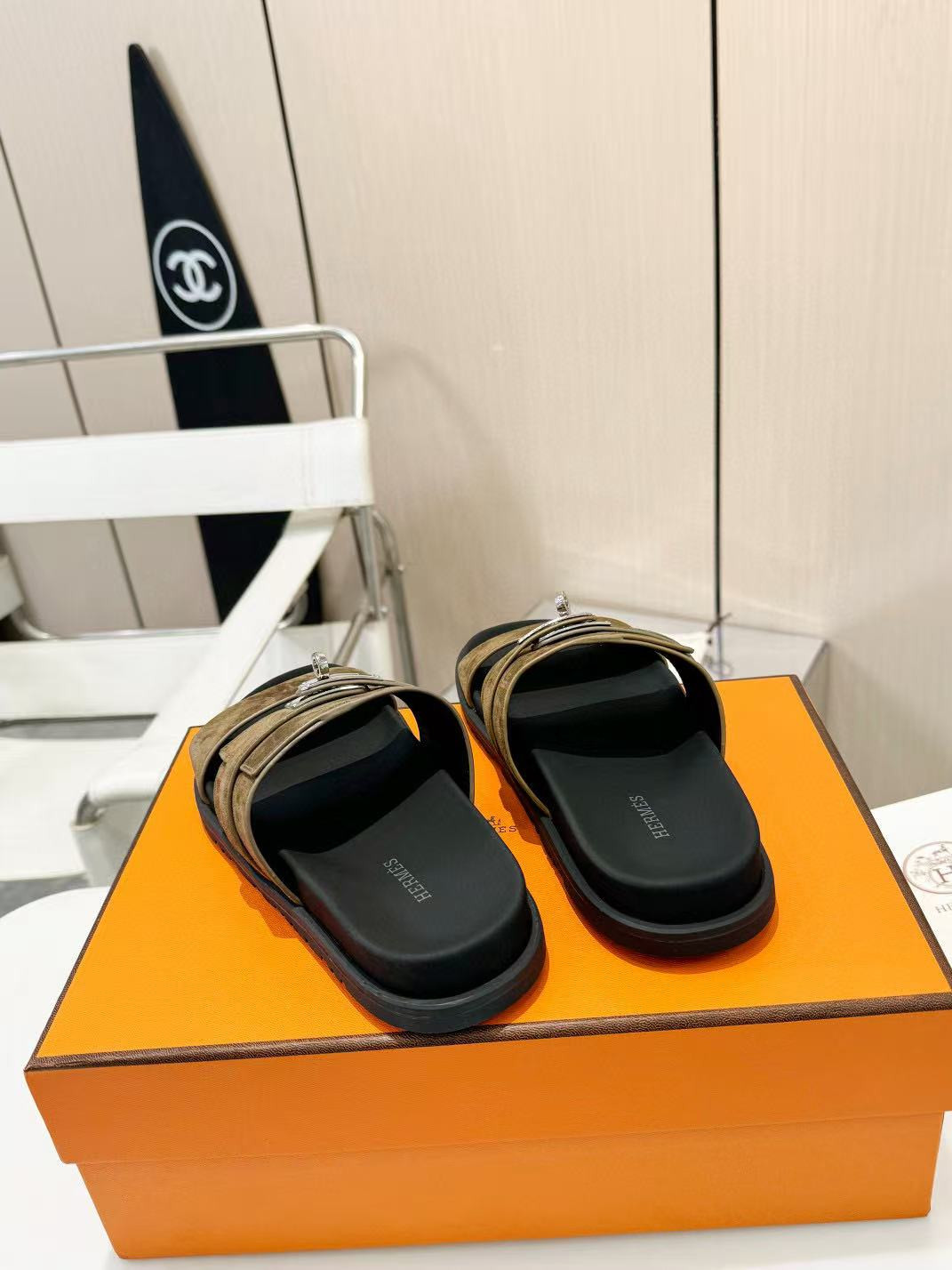 UA Hermès Jackson sandal