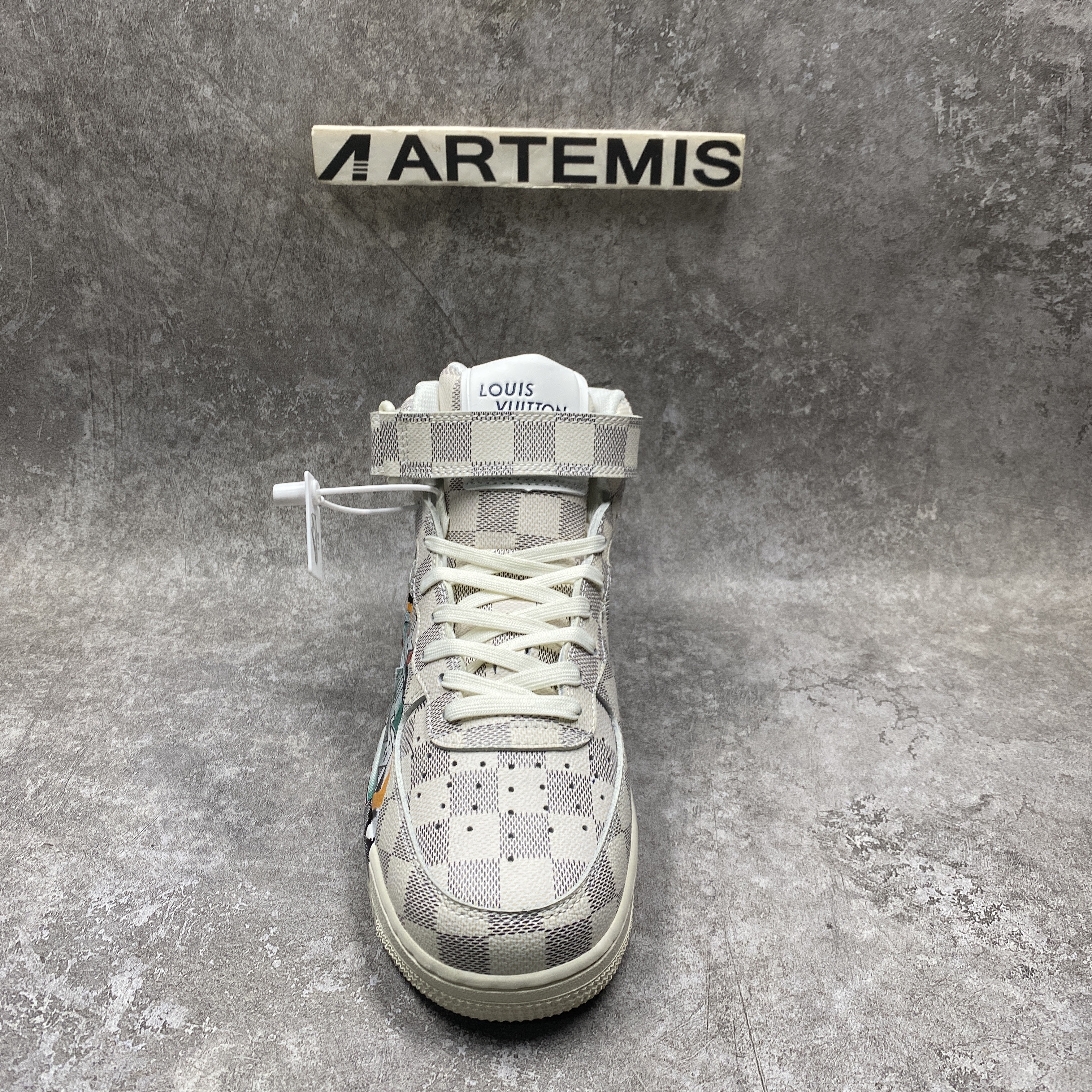 1V x Nike Air Force 1 Mid By Virgil Abloh Graffiti