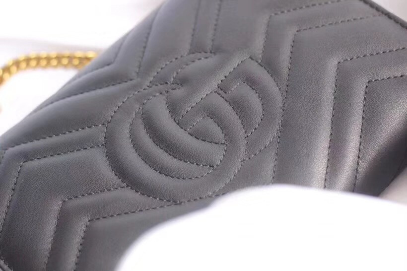 GG Marmont matelasse mini bag Style ‎474575