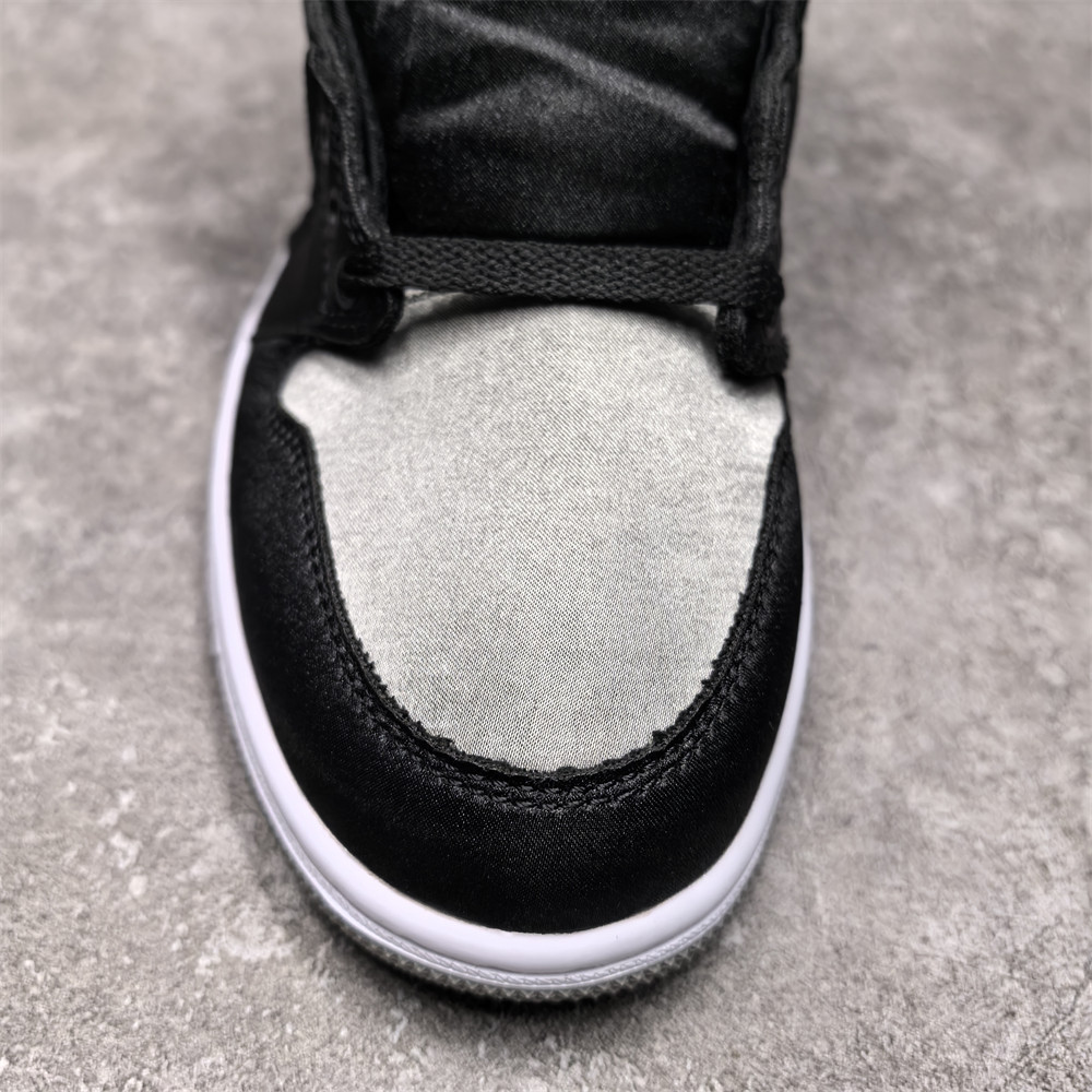 UA Jordan 1 Retro High OG