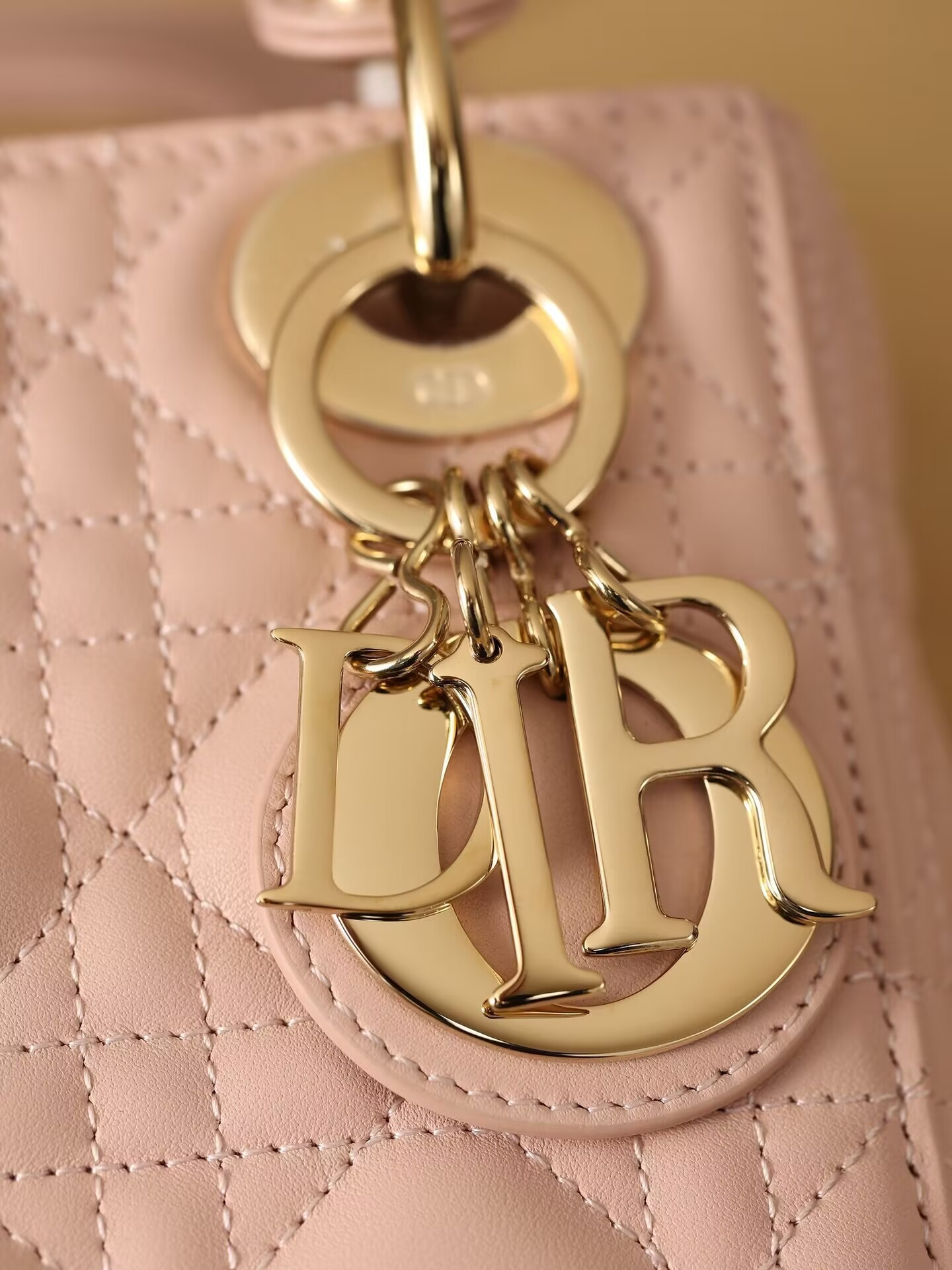 D*or classic lady 17×7×15cm