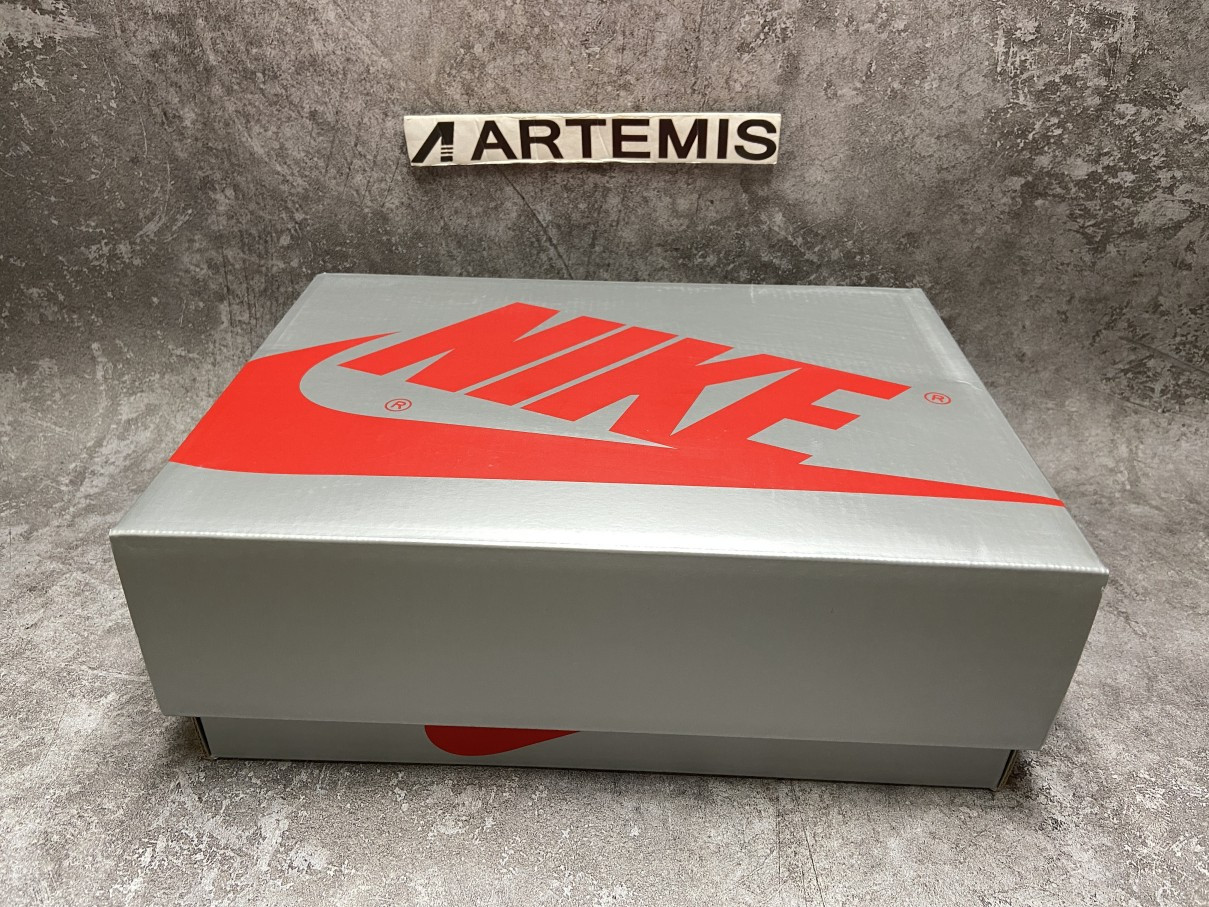 Air Jordan 1 Retro High Midnight Navy