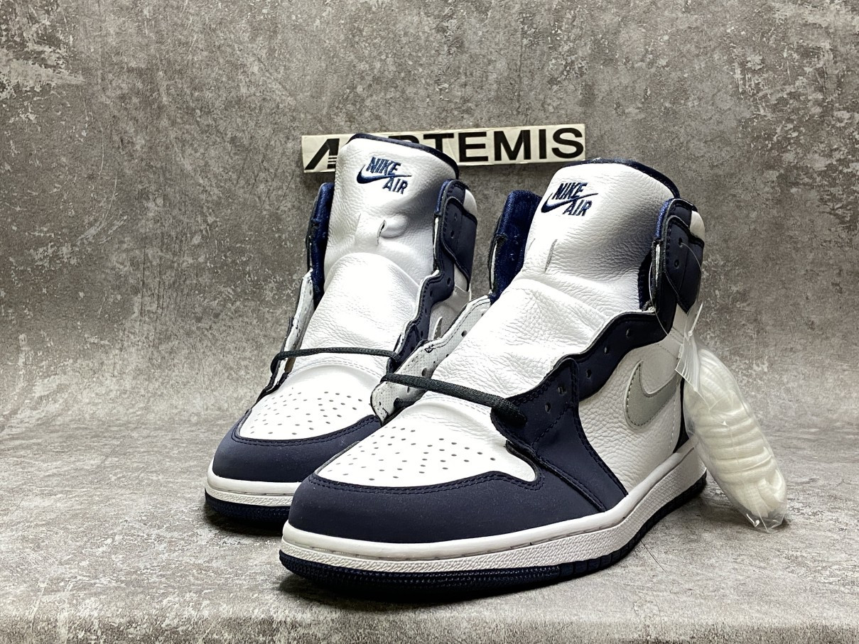 Air Jordan 1 Retro High Midnight Navy