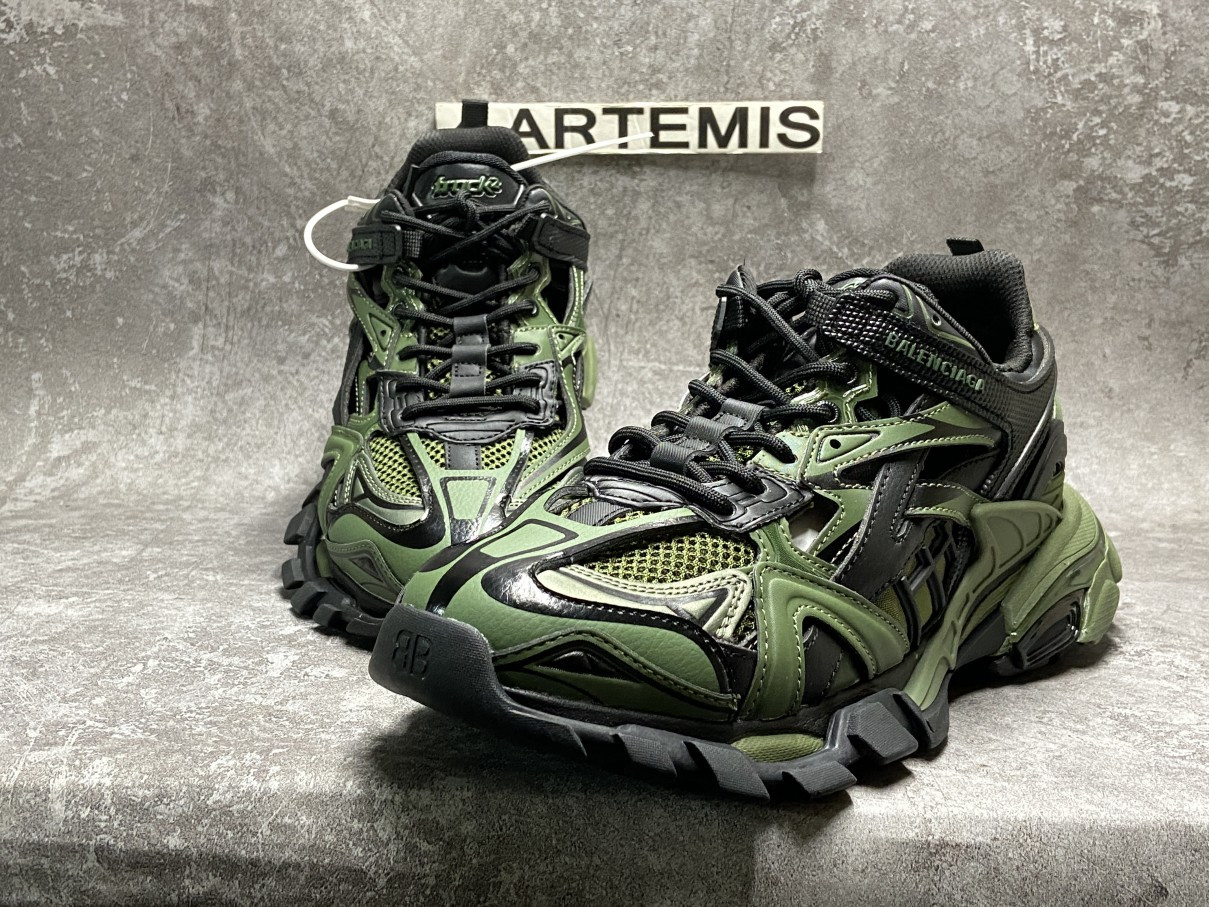 Balenciga Track 5.0 Black Green