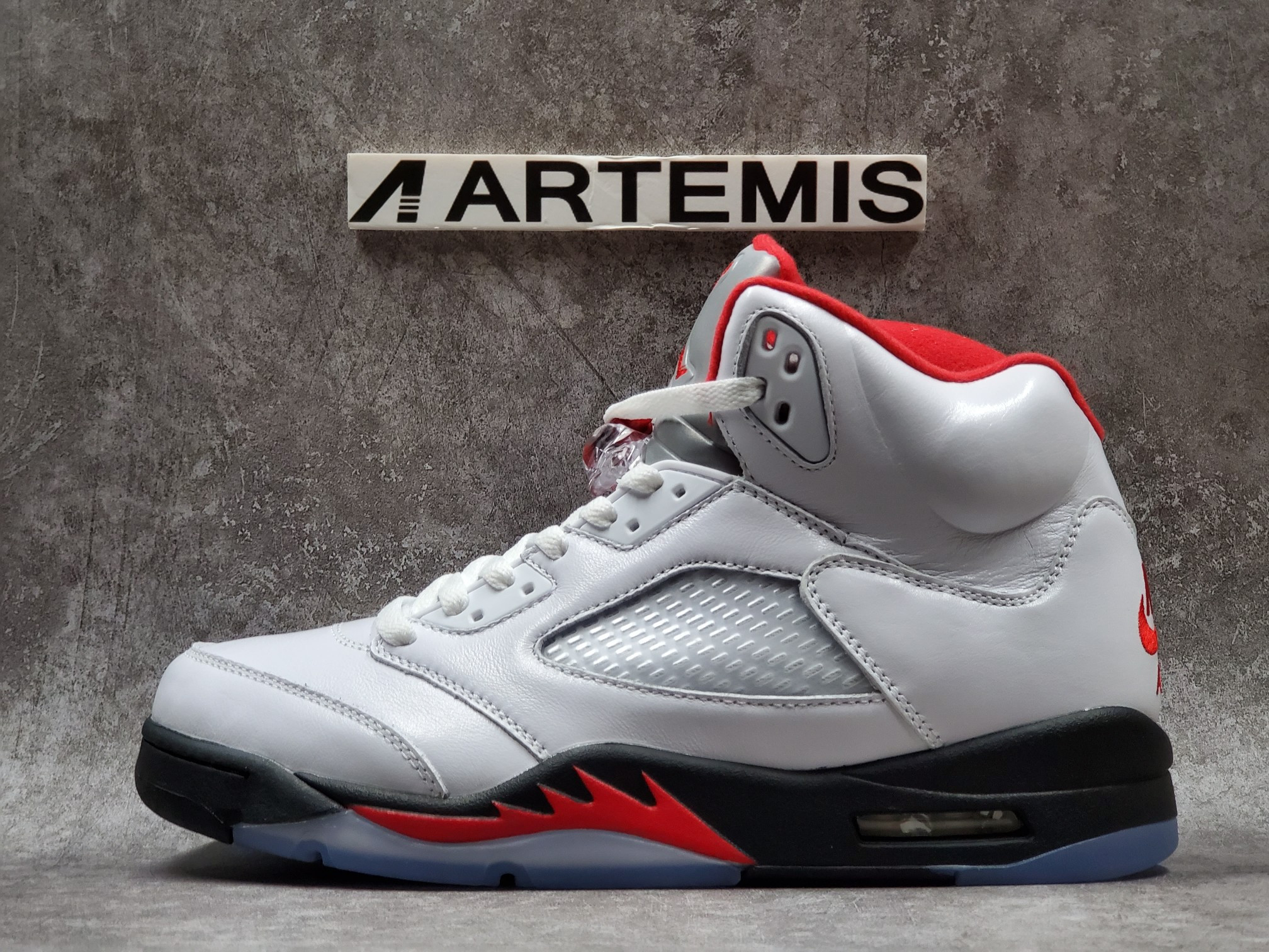 Air Jordan 5 Retro Fire Red Silver Tongue