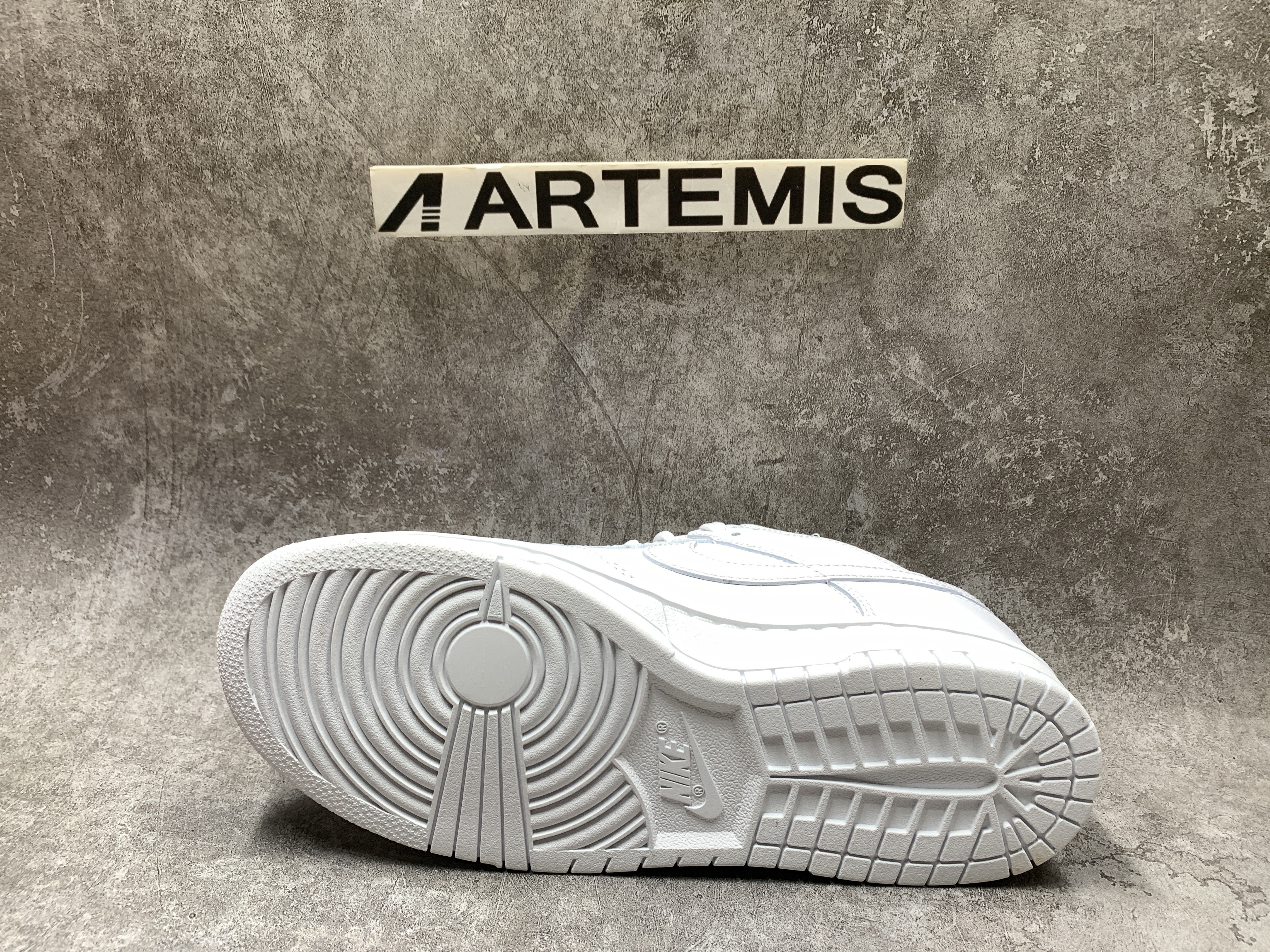 Nike Dunk Low Triple White