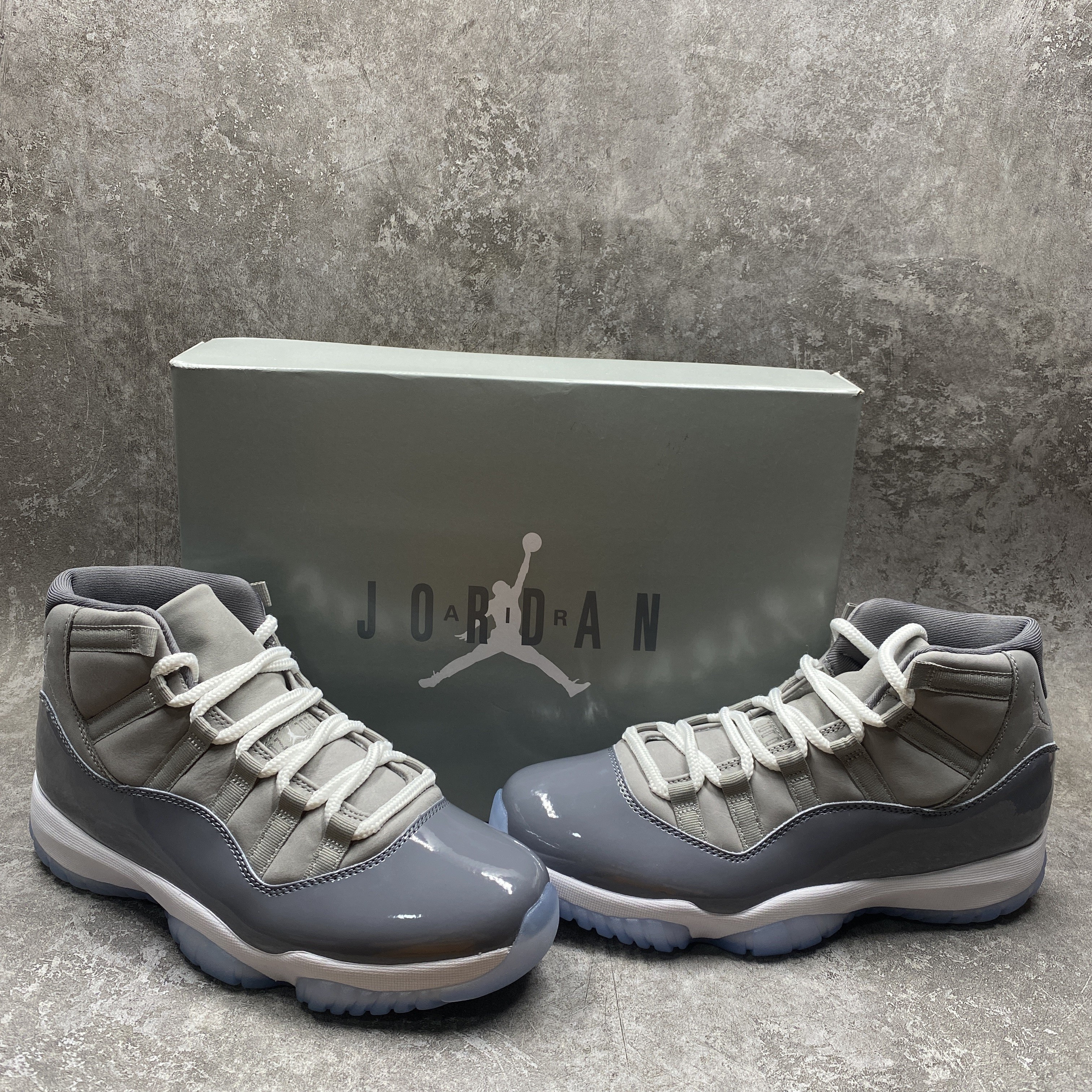 Air Jordan 11 Retro Cool Grey 2021