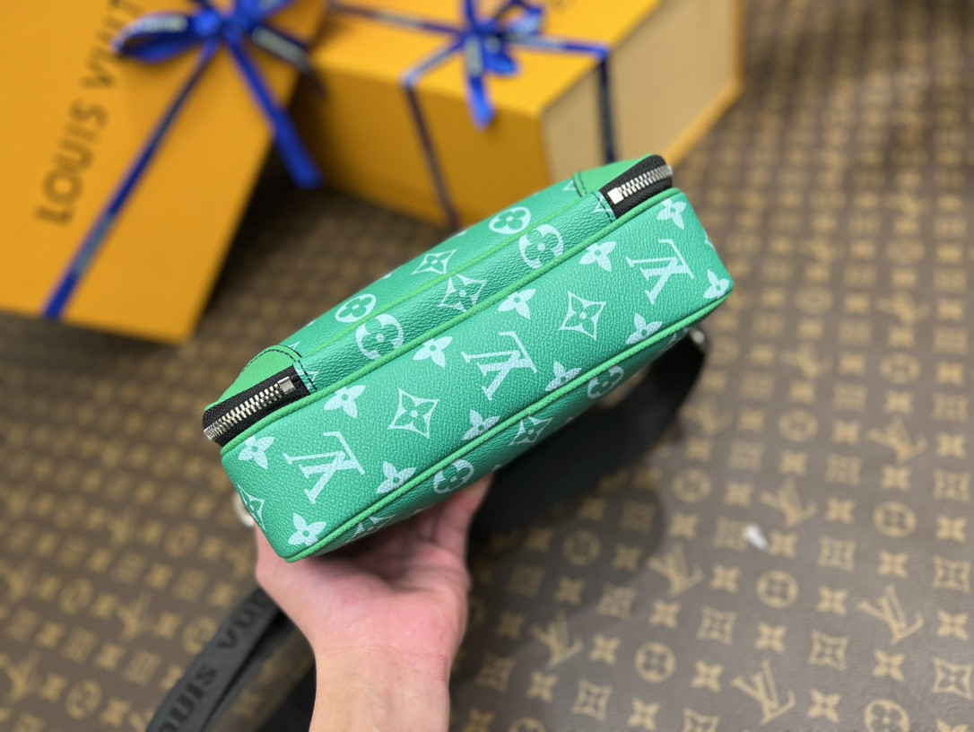 LV M30997 Alpha Wearable Wallet 9.4 x 6.3 x 3.1 inches