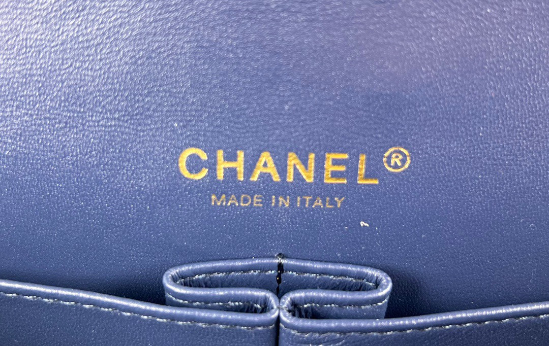 Ch*el classic 11.12 handbag tweed & gold-tone metal 6 × 9.9 × 2.5 in