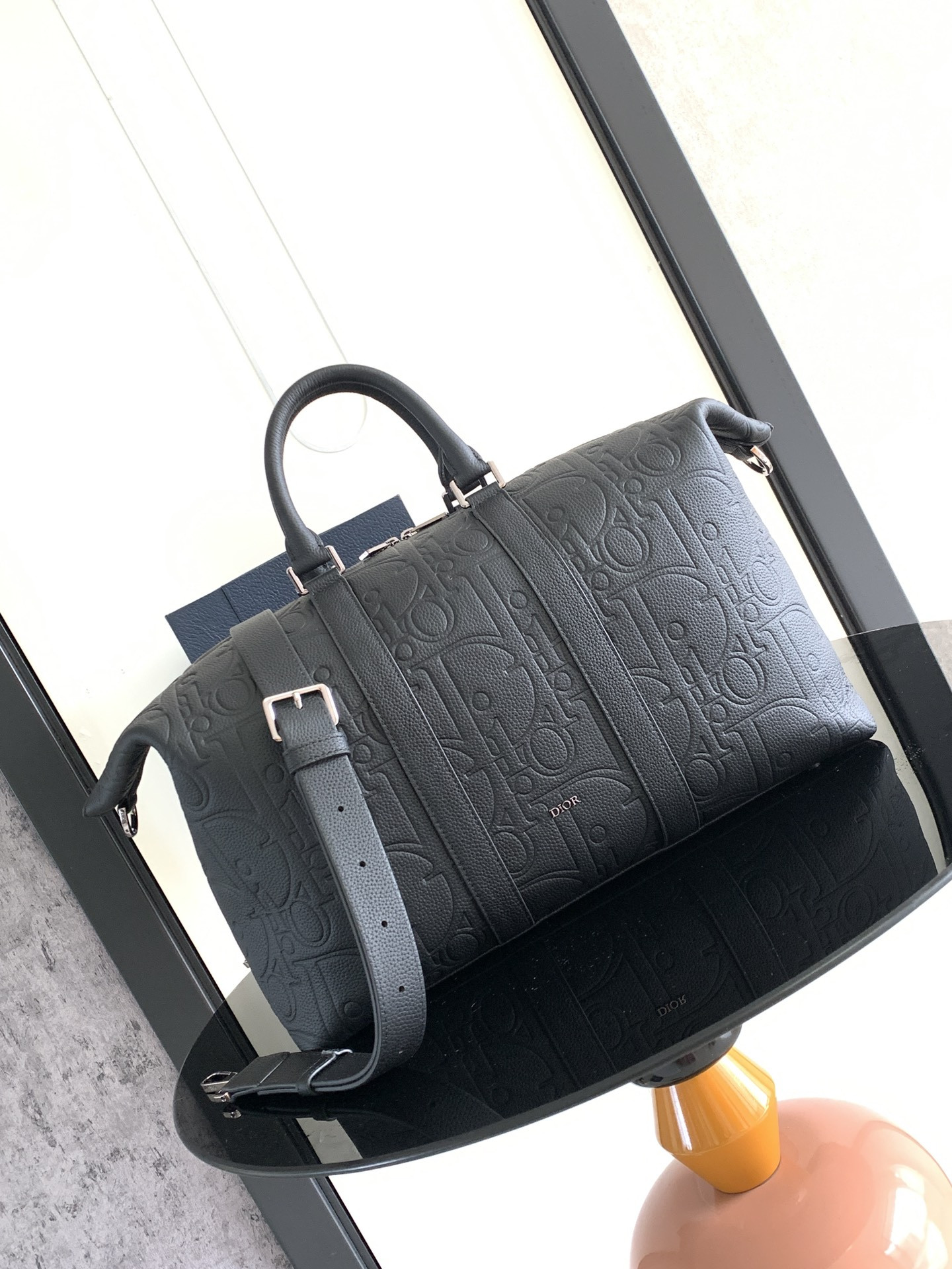 D*or weekender 40 black D*or gravity leather and black grained calfskin 57.5 x 34.5 x 22 cm
