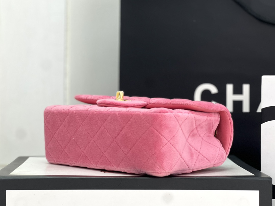 Ch*el classic flap bag 20cm