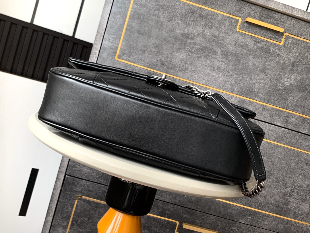 Ch*el crossbody bag 26x34x7.5cm